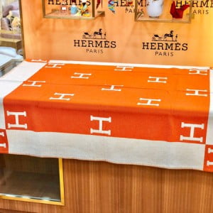 Hermes Avalon Signature H Wool Throw Blanket - Image 9