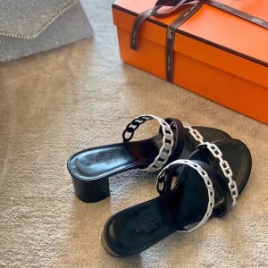 Hermes Thalassa Mules Sandals Nappa Leather Spring/Summer 2020 Collection - Image 5
