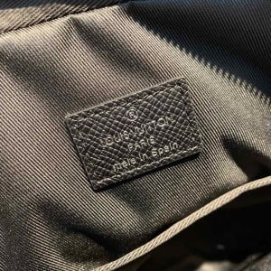 Louis Vuitton Alex Messenger Bag 25cm Taiga Leather Canvas Spring/Summer 2019 Collection M30265 - Image 9