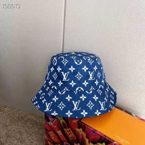 Louis Vuitton Canvas Bucket Hat Spring/Summer 2020 Collection - Image 6