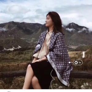 Louis Vuitton Denim Monogram Wool Scarf 140cm Fall/Winter 2019 Collection M71540 - Image 10
