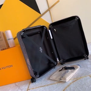 Louis Vuitton Horizon 55 Luggage Trolley Monogram Galaxy Canvas Spring/Summer 2019 Collection M44179 - Image 9