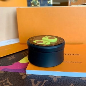 Louis Vuitton Horizon Wireless Earphones QAB140 - Image 7