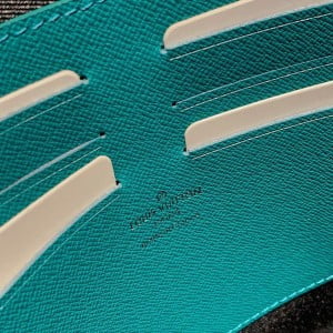 Louis Vuitton Pochette Voyage MM Bag 28cm Monogram Canvas/Taiga Leather Spring/Summer 2019 Collection M61692 - Image 5