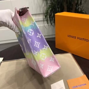 Louis Vuitton Toiletry Pochette 25cm Monogram Giant Canvas Spring/Summer 2020 Collection M69137 - Image 7
