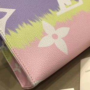 Louis Vuitton Toiletry Pochette 25cm Monogram Giant Canvas Spring/Summer 2020 Collection M69137 - Image 9
