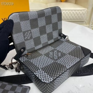 Louis Vuitton Trio Messenger Bag 25cm Giant Damier Graphite Canvas Fall/Winter 2020 Collection N50027 - Image 4