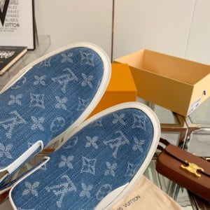 Louis Vuitton Trocadero Slide On Shoes Denim/Calfskin Leather Spring/Summer 2022 Collection - Image 9