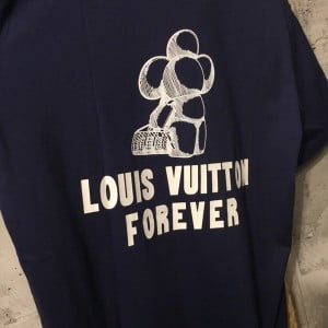 Louis Vuitton Vivienne Forever Limited Edition Street Style T-Shirt Mens Spring/Summer 2018 Collection - Image 4