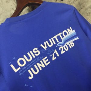 Louis Vuitton x Virgil Abloh June 21st 2018 Street Style T-Shirt Mens Spring/Summer 2018 Collection - Image 6