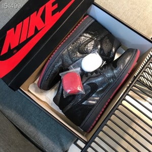 Nike Air Jordan 1 Retro AJ1 Banned GS Mens Sneakers - Image 8