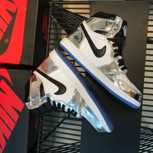 Nike Air Jordan 1 Retro Banned GS Mens Sneakers - Image 5