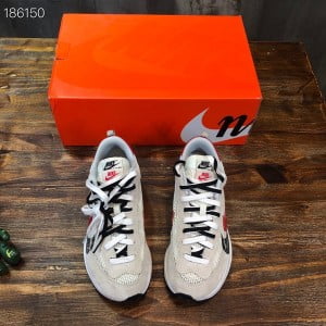 Nike x Sacai VaporWaffle Sneakers - Image 3