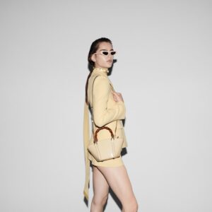 Mini bamboo top handle tote bag light beige leather - Image 4
