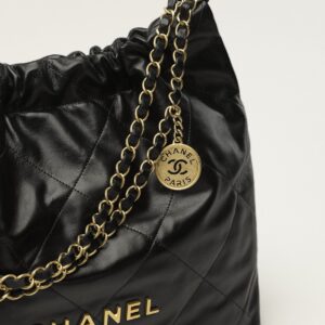CHANEL 22 HANDBag Shiny Calfskin & Gold-Tone Metal Black - AS3261B1905994305 - Image 4